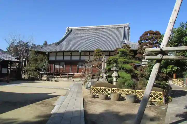 覚王寺の本殿・本堂