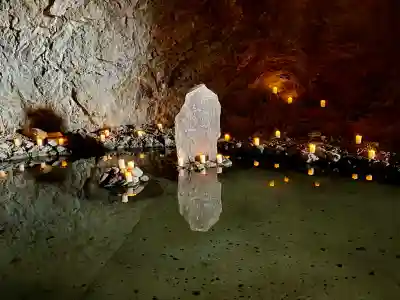 江の島岩屋(神奈川県)