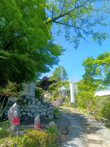 佛眼院の{uncategorized: "未分類", other: "その他", undefined: "問題あり", building: "その他建物", grave: "お墓", sacred_gate: "鳥居", guardian: "狛犬", statue: "像", buddha: "仏像", history: "歴史", nature: "自然", garden: "庭園", animal: "動物", pagoda: "塔", temizu: "手水舎", mountain_gate: "山門・神門", sanctuary: "本殿・本堂", subordinate: "末社・摂社", art: "芸術", scenery: "景色", jizo: "地蔵", ema: "絵馬", goshuin: "御朱印", omikuji: "おみくじ", items: "授与品その他", amulet: "お守り", goshuincho: "御朱印帳", eats: "食事", festival: "お祭り", votive_dance: "神楽", shichigosan: "七五三参", wedding: "結婚式", experience: "体験その他", initially: "初詣", around: "周辺", anti_infection: "感染症対策"}