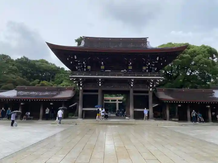 明治神宮の山門・神門