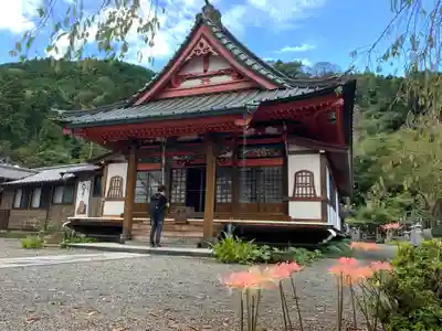 興徳寺の本殿・本堂