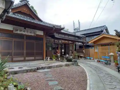 禅師峰寺の本殿