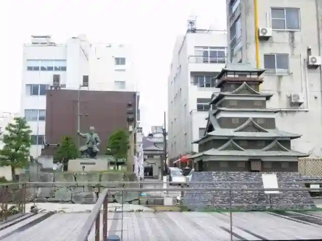 柴田神社の{uncategorized: "未分類", other: "その他", undefined: "問題あり", building: "その他建物", grave: "お墓", sacred_gate: "鳥居", guardian: "狛犬", statue: "像", buddha: "仏像", history: "歴史", nature: "自然", garden: "庭園", animal: "動物", pagoda: "塔", temizu: "手水舎", mountain_gate: "山門・神門", sanctuary: "本殿・本堂", subordinate: "末社・摂社", art: "芸術", scenery: "景色", jizo: "地蔵", ema: "絵馬", goshuin: "御朱印", omikuji: "おみくじ", items: "授与品その他", amulet: "お守り", goshuincho: "御朱印帳", eats: "食事", festival: "お祭り", votive_dance: "神楽", shichigosan: "七五三参", wedding: "結婚式", experience: "体験その他", initially: "初詣", around: "周辺", anti_infection: "感染症対策"}