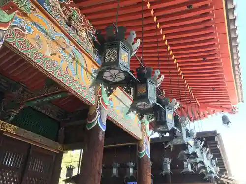 中山寺の本殿・本堂