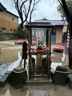 越谷香取神社の{uncategorized: "未分類", other: "その他", undefined: "問題あり", building: "その他建物", grave: "お墓", sacred_gate: "鳥居", guardian: "狛犬", statue: "像", buddha: "仏像", history: "歴史", nature: "自然", garden: "庭園", animal: "動物", pagoda: "塔", temizu: "手水舎", mountain_gate: "山門・神門", sanctuary: "本殿・本堂", subordinate: "末社・摂社", art: "芸術", scenery: "景色", jizo: "地蔵", ema: "絵馬", goshuin: "御朱印", omikuji: "おみくじ", items: "授与品その他", amulet: "お守り", goshuincho: "御朱印帳", eats: "食事", festival: "お祭り", votive_dance: "神楽", shichigosan: "七五三参", wedding: "結婚式", experience: "体験その他", initially: "初詣", around: "周辺", anti_infection: "感染症対策"}