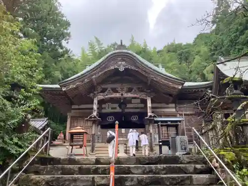 清滝寺の本殿・本堂