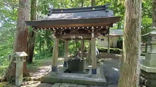 山中浅間神社の手水舎