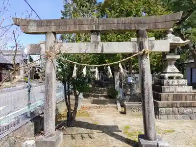 神明社(曽野町)の鳥居