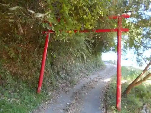 菅囲稲荷神社の鳥居