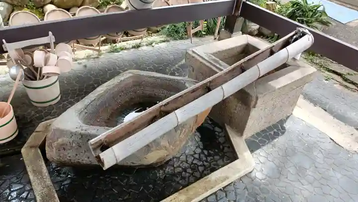 円明寺の{uncategorized: "未分類", other: "その他", undefined: "問題あり", building: "その他建物", grave: "お墓", sacred_gate: "鳥居", guardian: "狛犬", statue: "像", buddha: "仏像", history: "歴史", nature: "自然", garden: "庭園", animal: "動物", pagoda: "塔", temizu: "手水舎", mountain_gate: "山門・神門", sanctuary: "本殿・本堂", subordinate: "末社・摂社", art: "芸術", scenery: "景色", jizo: "地蔵", ema: "絵馬", goshuin: "御朱印", omikuji: "おみくじ", items: "授与品その他", amulet: "お守り", goshuincho: "御朱印帳", eats: "食事", festival: "お祭り", votive_dance: "神楽", shichigosan: "七五三参", wedding: "結婚式", experience: "体験その他", initially: "初詣", around: "周辺", anti_infection: "感染症対策"}