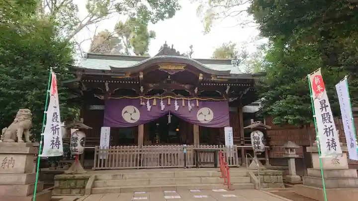 中目黒八幡神社の本殿・本堂