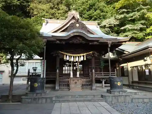 根岸八幡神社の本殿・本堂