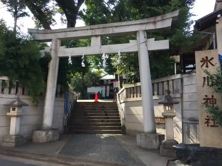 幡ケ谷氷川神社の鳥居