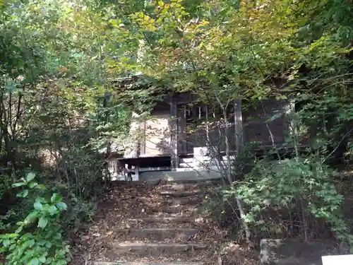 刈田嶺神社の末社