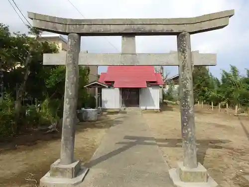 諏訪神社の鳥居