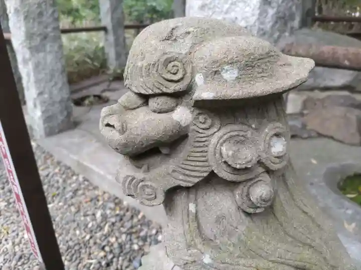菊田神社の狛犬