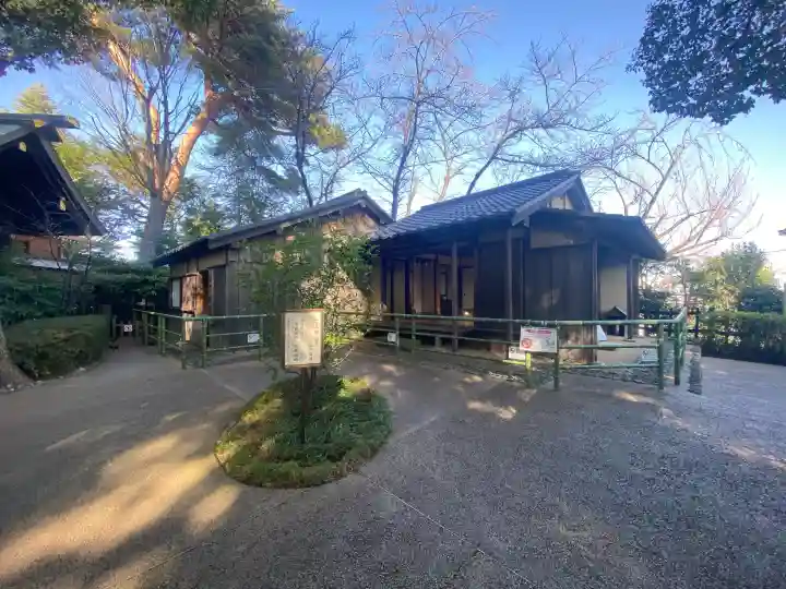 松陰神社の{uncategorized: "未分類", other: "その他", undefined: "問題あり", building: "その他建物", grave: "お墓", sacred_gate: "鳥居", guardian: "狛犬", statue: "像", buddha: "仏像", history: "歴史", nature: "自然", garden: "庭園", animal: "動物", pagoda: "塔", temizu: "手水舎", mountain_gate: "山門・神門", sanctuary: "本殿・本堂", subordinate: "末社・摂社", art: "芸術", scenery: "景色", jizo: "地蔵", ema: "絵馬", goshuin: "御朱印", omikuji: "おみくじ", items: "授与品その他", amulet: "お守り", goshuincho: "御朱印帳", eats: "食事", festival: "お祭り", votive_dance: "神楽", shichigosan: "七五三参", wedding: "結婚式", experience: "体験その他", initially: "初詣", around: "周辺", anti_infection: "感染症対策"}