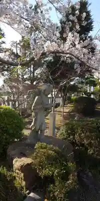 青塚社（北方町）の像