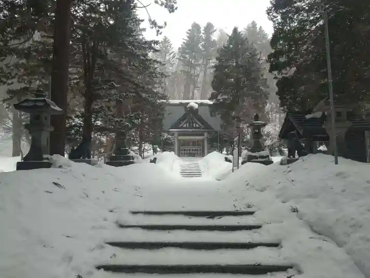 由仁神社(北海道)