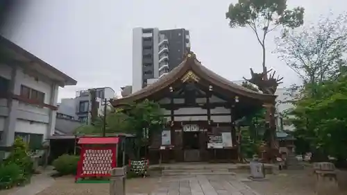 三輪神社の本殿・本堂