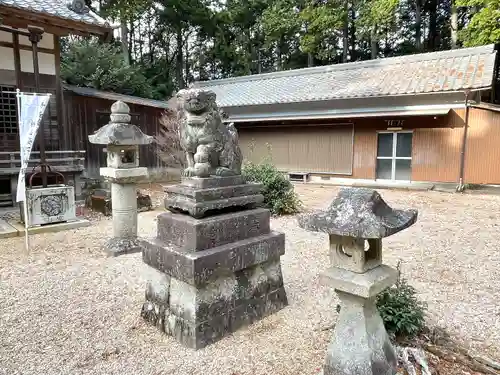 白川神社の狛犬