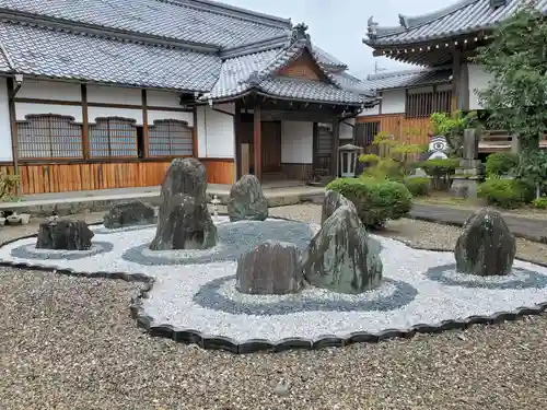 来迎寺の庭園