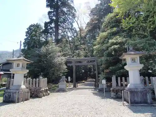 若狭彦神社（上社）の鳥居