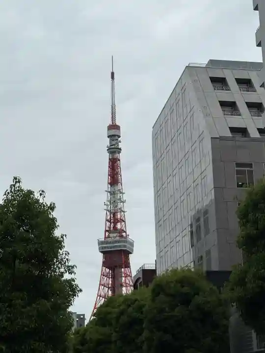 増上寺の{uncategorized: "未分類", other: "その他", undefined: "問題あり", building: "その他建物", grave: "お墓", sacred_gate: "鳥居", guardian: "狛犬", statue: "像", buddha: "仏像", history: "歴史", nature: "自然", garden: "庭園", animal: "動物", pagoda: "塔", temizu: "手水舎", mountain_gate: "山門・神門", sanctuary: "本殿・本堂", subordinate: "末社・摂社", art: "芸術", scenery: "景色", jizo: "地蔵", ema: "絵馬", goshuin: "御朱印", omikuji: "おみくじ", items: "授与品その他", amulet: "お守り", goshuincho: "御朱印帳", eats: "食事", festival: "お祭り", votive_dance: "神楽", shichigosan: "七五三参", wedding: "結婚式", experience: "体験その他", initially: "初詣", around: "周辺", anti_infection: "感染症対策"}