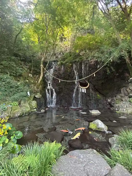 玉簾神社(神奈川県)
