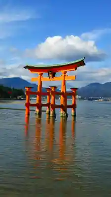 厳島神社の{uncategorized: "未分類", other: "その他", undefined: "問題あり", building: "その他建物", grave: "お墓", sacred_gate: "鳥居", guardian: "狛犬", statue: "像", buddha: "仏像", history: "歴史", nature: "自然", garden: "庭園", animal: "動物", pagoda: "塔", temizu: "手水舎", mountain_gate: "山門・神門", sanctuary: "本殿・本堂", subordinate: "末社・摂社", art: "芸術", scenery: "景色", jizo: "地蔵", ema: "絵馬", goshuin: "御朱印", omikuji: "おみくじ", items: "授与品その他", amulet: "お守り", goshuincho: "御朱印帳", eats: "食事", festival: "お祭り", votive_dance: "神楽", shichigosan: "七五三参", wedding: "結婚式", experience: "体験その他", initially: "初詣", around: "周辺", anti_infection: "感染症対策"}
