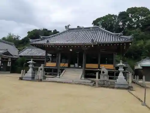 八幡神社の本殿・本堂