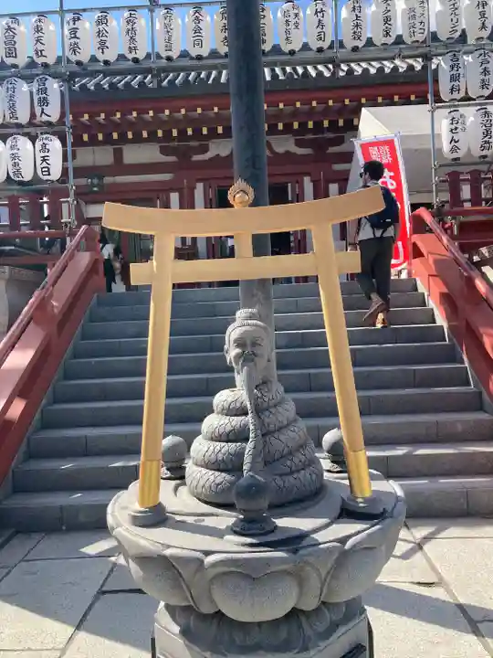 寛永寺不忍池弁天堂の鳥居