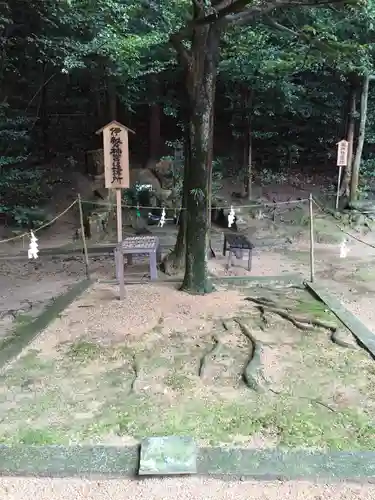 安仁神社の建物その他