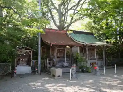 鹿島御児神社の{uncategorized: "未分類", other: "その他", undefined: "問題あり", building: "その他建物", grave: "お墓", sacred_gate: "鳥居", guardian: "狛犬", statue: "像", buddha: "仏像", history: "歴史", nature: "自然", garden: "庭園", animal: "動物", pagoda: "塔", temizu: "手水舎", mountain_gate: "山門・神門", sanctuary: "本殿・本堂", subordinate: "末社・摂社", art: "芸術", scenery: "景色", jizo: "地蔵", ema: "絵馬", goshuin: "御朱印", omikuji: "おみくじ", items: "授与品その他", amulet: "お守り", goshuincho: "御朱印帳", eats: "食事", festival: "お祭り", votive_dance: "神楽", shichigosan: "七五三参", wedding: "結婚式", experience: "体験その他", initially: "初詣", around: "周辺", anti_infection: "感染症対策"}