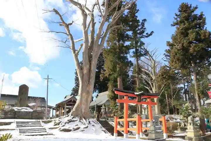 多田野本神社の景色