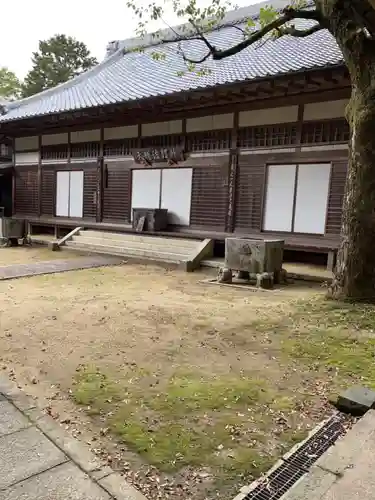 楠妣庵観音寺の本殿