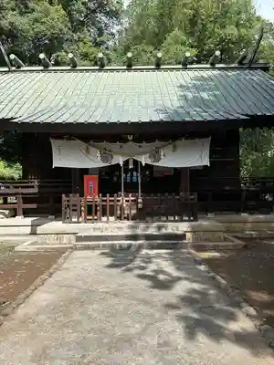 酒折宮の本殿・本堂