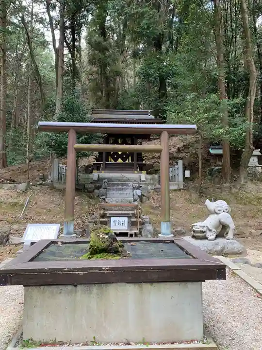 近江神宮の末社・摂社