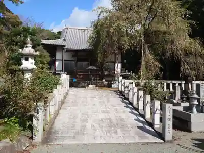 観音寺の本殿・本堂