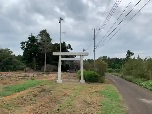 神明神社の鳥居