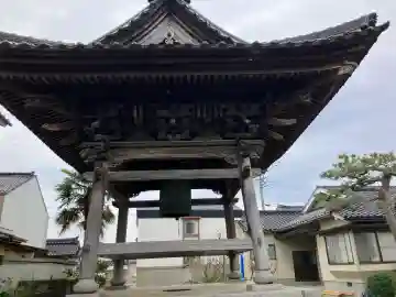 大乗寺の{uncategorized: "未分類", other: "その他", undefined: "問題あり", building: "その他建物", grave: "お墓", sacred_gate: "鳥居", guardian: "狛犬", statue: "像", buddha: "仏像", history: "歴史", nature: "自然", garden: "庭園", animal: "動物", pagoda: "塔", temizu: "手水舎", mountain_gate: "山門・神門", sanctuary: "本殿・本堂", subordinate: "末社・摂社", art: "芸術", scenery: "景色", jizo: "地蔵", ema: "絵馬", goshuin: "御朱印", omikuji: "おみくじ", items: "授与品その他", amulet: "お守り", goshuincho: "御朱印帳", eats: "食事", festival: "お祭り", votive_dance: "神楽", shichigosan: "七五三参", wedding: "結婚式", experience: "体験その他", initially: "初詣", around: "周辺", anti_infection: "感染症対策"}