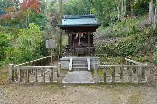 大石神社の末社