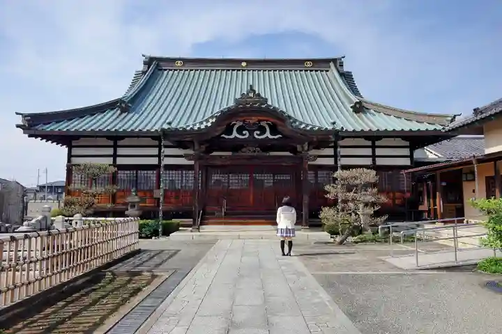 徳星寺の本殿・本堂