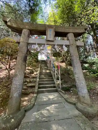 滑川神社 - 仕事と子どもの守り神(福島県)
