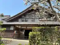龍潭寺の{uncategorized: "未分類", other: "その他", undefined: "問題あり", building: "その他建物", grave: "お墓", sacred_gate: "鳥居", guardian: "狛犬", statue: "像", buddha: "仏像", history: "歴史", nature: "自然", garden: "庭園", animal: "動物", pagoda: "塔", temizu: "手水舎", mountain_gate: "山門・神門", sanctuary: "本殿・本堂", subordinate: "末社・摂社", art: "芸術", scenery: "景色", jizo: "地蔵", ema: "絵馬", goshuin: "御朱印", omikuji: "おみくじ", items: "授与品その他", amulet: "お守り", goshuincho: "御朱印帳", eats: "食事", festival: "お祭り", votive_dance: "神楽", shichigosan: "七五三参", wedding: "結婚式", experience: "体験その他", initially: "初詣", around: "周辺", anti_infection: "感染症対策"}