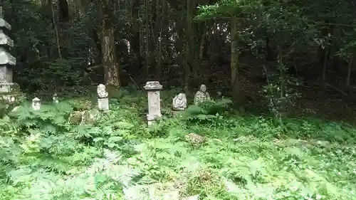 西明寺の建物その他