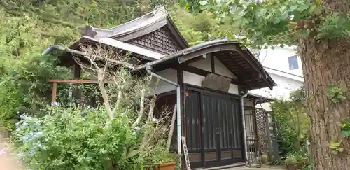 別願寺の本殿・本堂