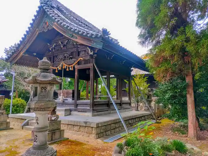 神明社(陸田本町)の本殿・本堂