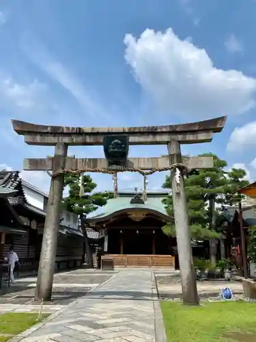 京都ゑびす神社の鳥居