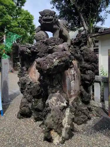 お三の宮日枝神社の狛犬